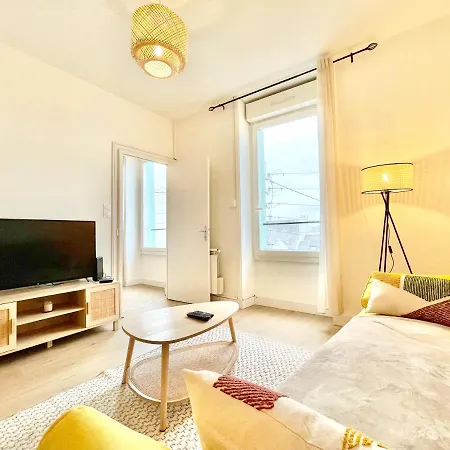 - Le Gestin - - Lumineux - Confort - Fibre Internet Апартаменти Брест