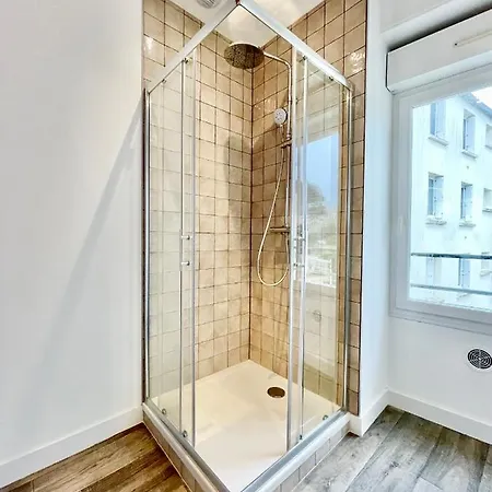 - Le Gestin - - Lumineux - Confort - Fibre Internet Lägenhet